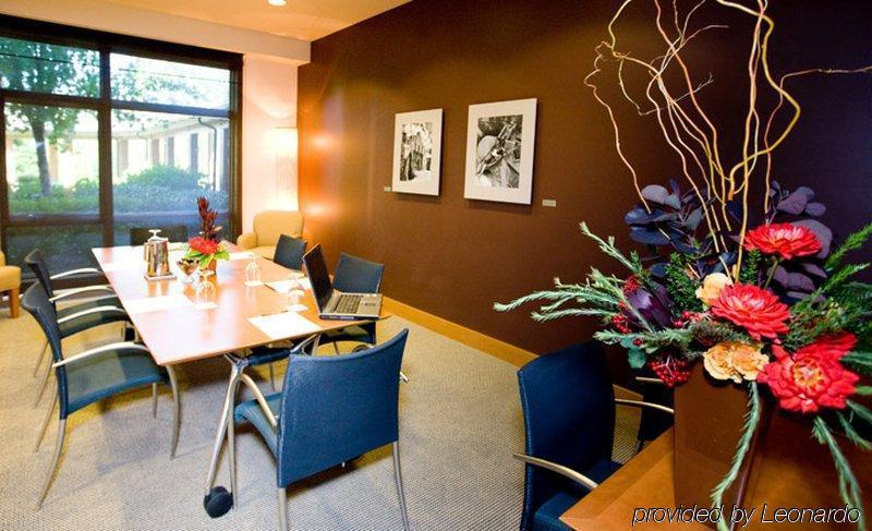 Cedarbrook Lodge SeaTac Obchodní fotografie